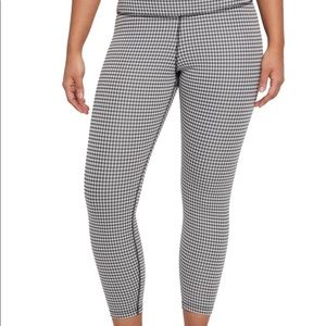 Nike Dri-Fit Gingham Cropped Yoga Leggings